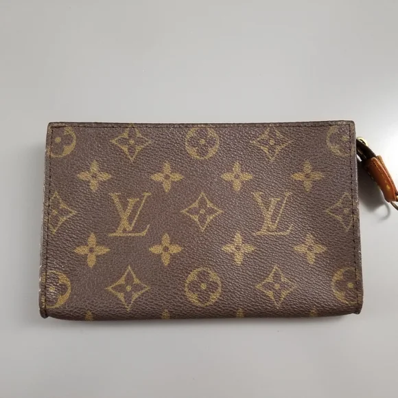 LOUIS VUITTON Classic Vintage Pouch Monogram print